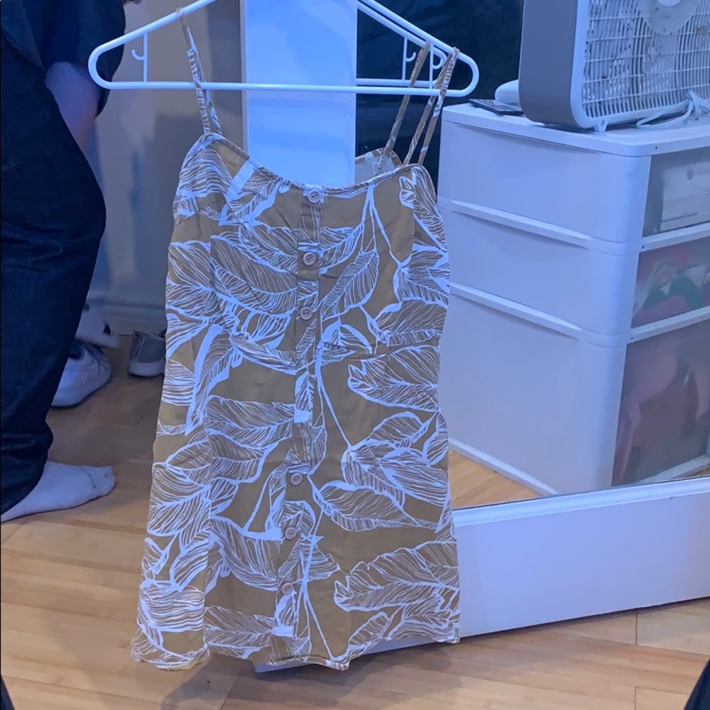 Tan/yellow dress